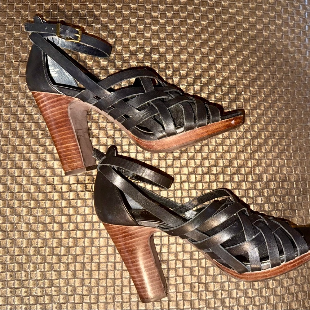 Seychelles  Black Strappy Heels